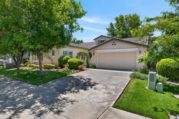 380 Lyman Circle, Sacramento, CA 95835