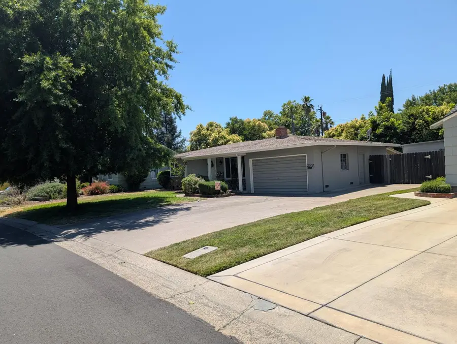 3225 Kentfield Drive, Sacramento, CA 95821 - #2
