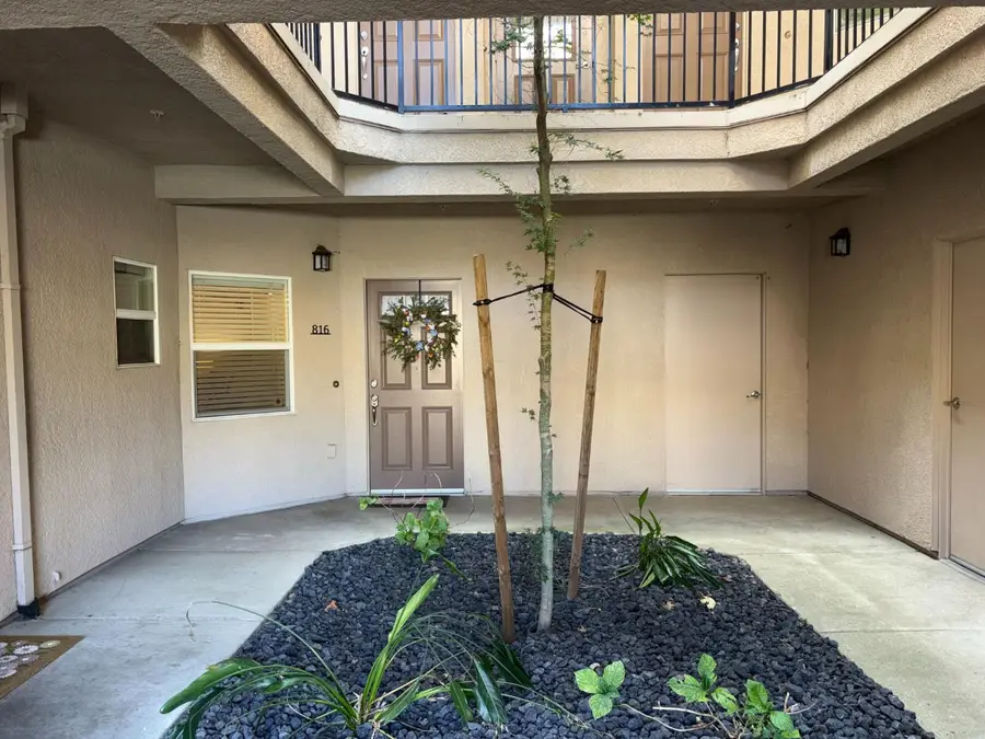 800 Moon Circle #816, Folsom, CA 95630 - #3