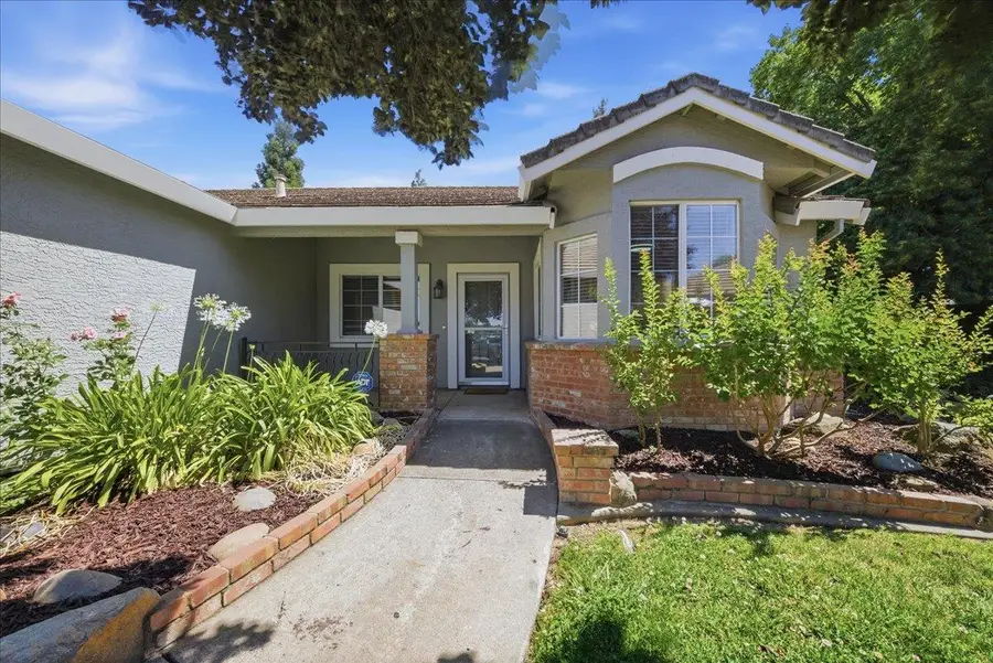 148 Clearwater Court, Roseville, CA 95678 - #2