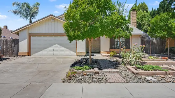 2701 Twin Oak Lane, Modesto, CA 95355