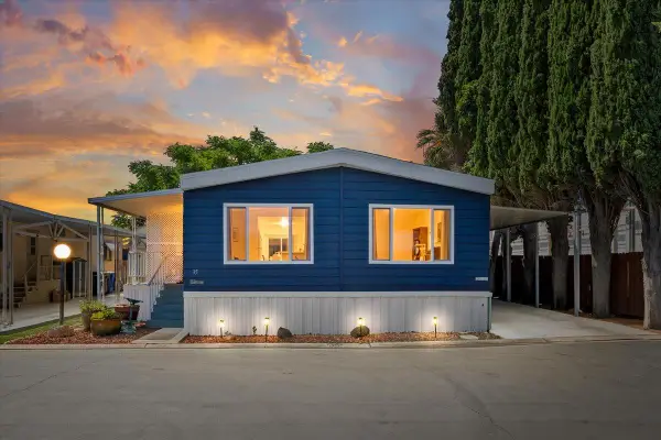 250 E Las Palmas Avenue #35, Patterson, CA 95363