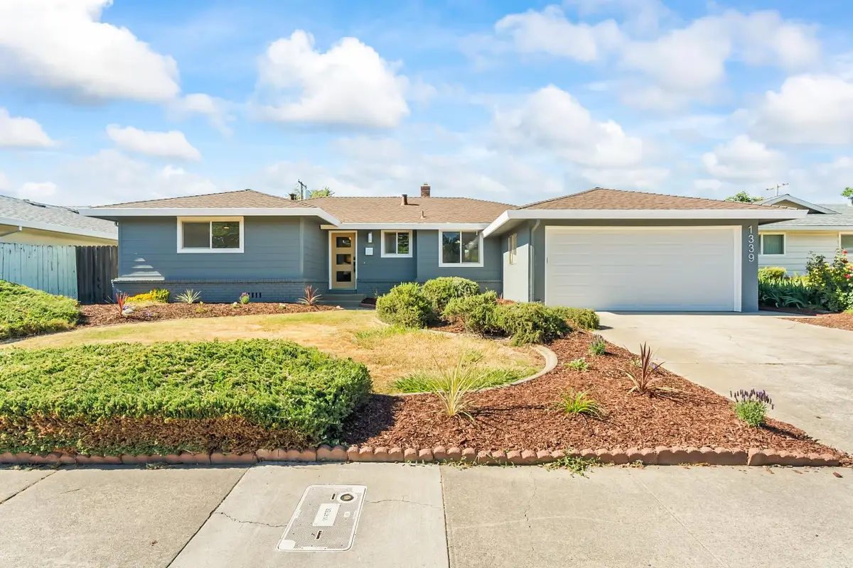 1339 Palomar Circle, Sacramento, CA 95831 - #1