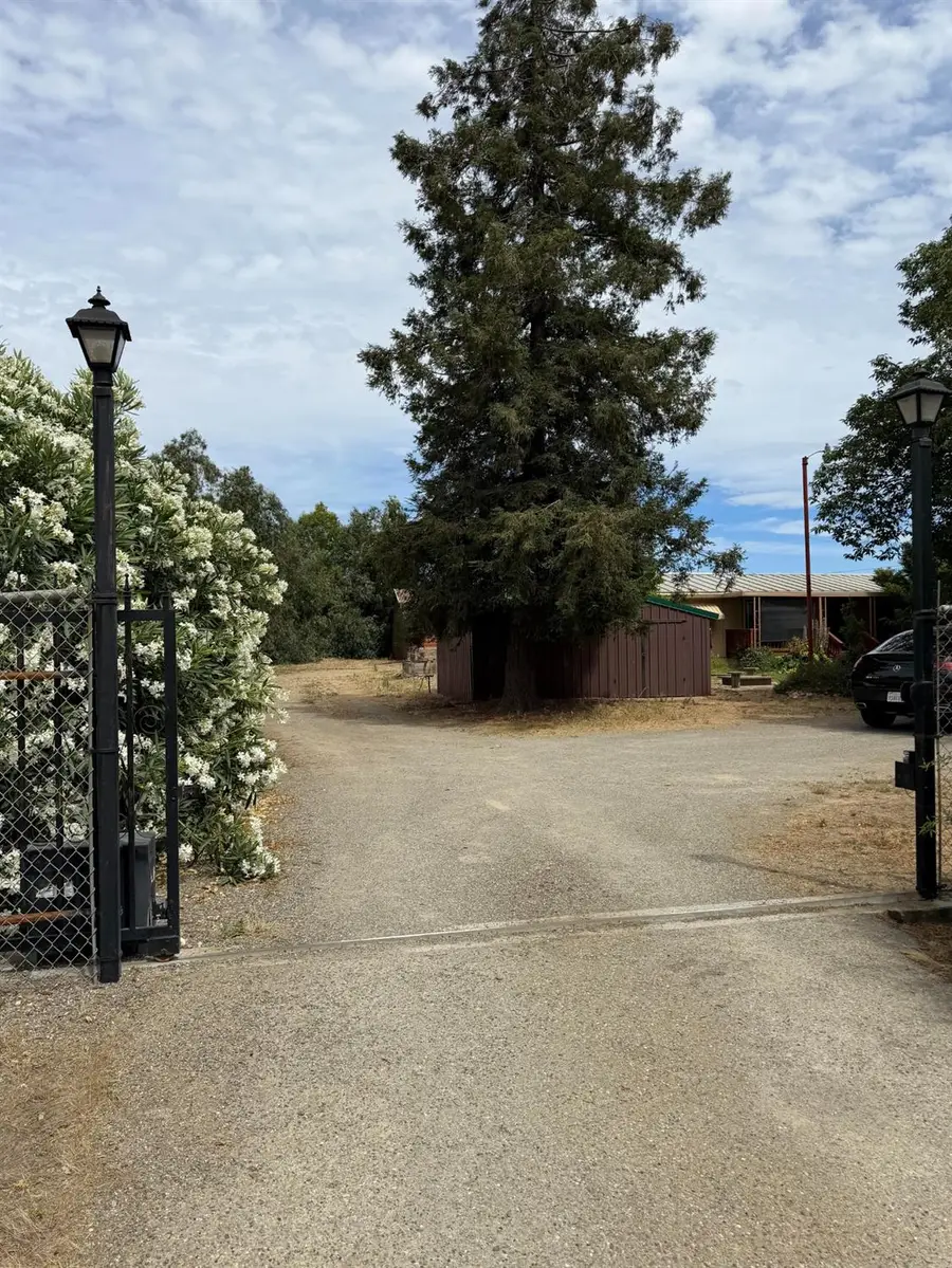 903 W Highway 12, Lodi, CA 95242 - #3