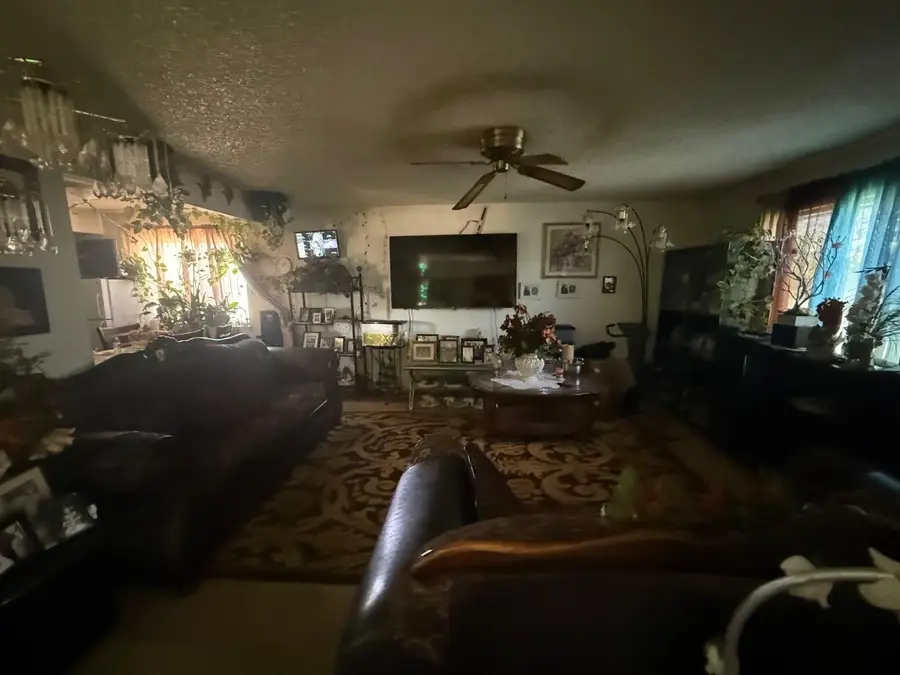 829 Ashlan Way, Madera, CA 93638 - #3