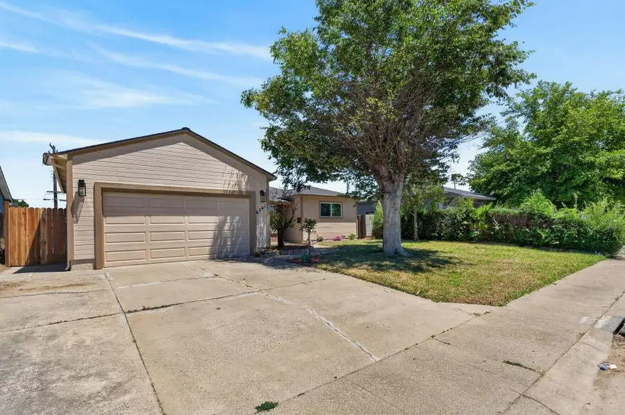 6741 52nd Street, Sacramento, CA 95823 - #2