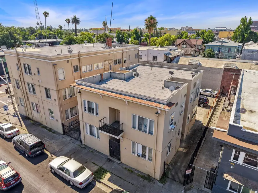 545 N California Street, Stockton, CA 95202 - #3