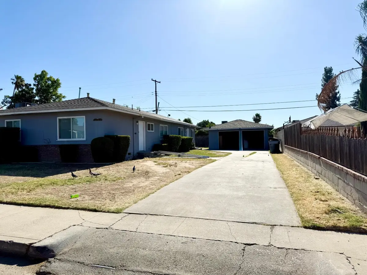 2104 Mayfair Drive, Fresno, CA 93703 - #1