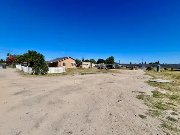218 E Greenway Avenue, Turlock, CA 95380