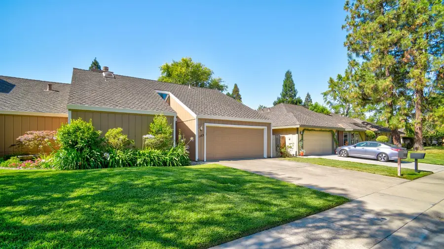 1162 Spruce Tree Circle, Sacramento, CA 95831 - #3