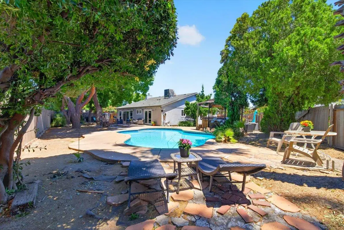 10 Tananger Court, Sacramento, CA 95833 - #1