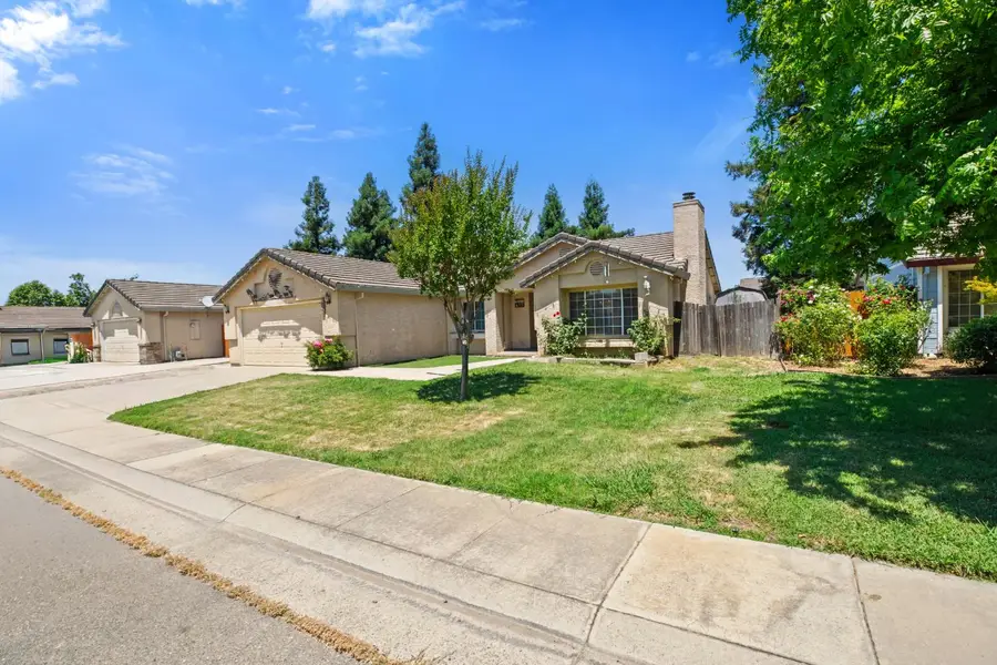 877 Retriever Way, Galt, CA 95632 - #3