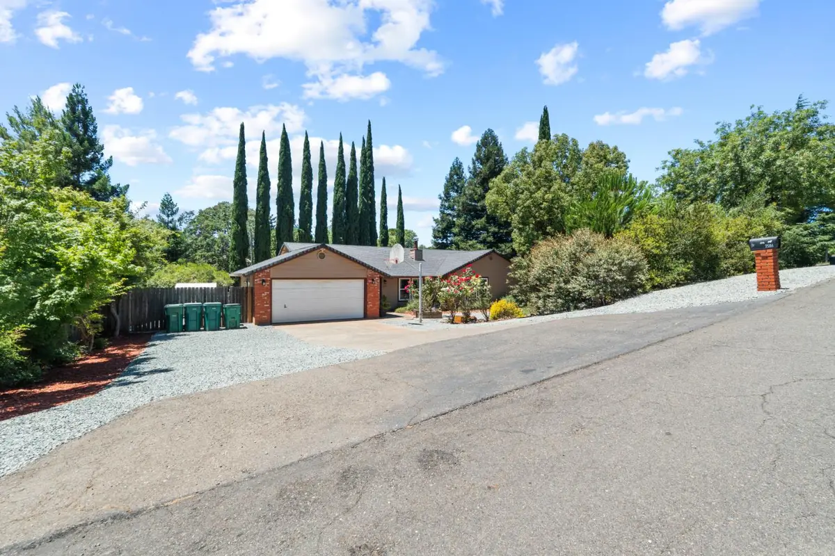 2586 Dudley Drive, Rescue, CA 95672 - #1