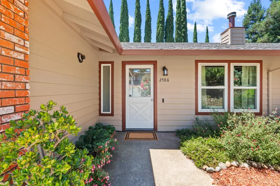 2586 Dudley Drive, Rescue, CA 95672 - #3