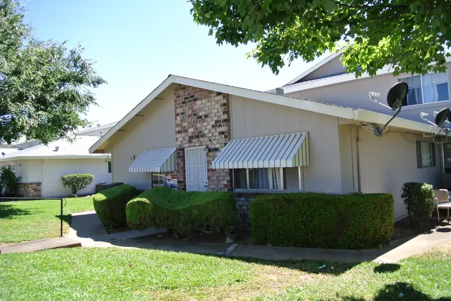 3685 Sapphire Drive #1, Auburn, CA 95602 - #2