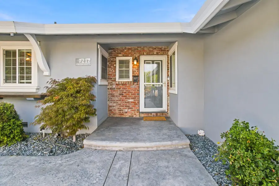 7217 Circlet Way, Citrus Heights, CA 95621 - #2