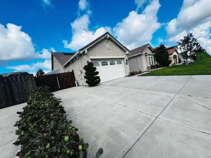 1059 Harvest Mill Drive, Manteca, CA 95336 - #2