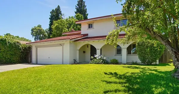 9916 El Chorlito Drive, Rancho Cordova, CA 95670