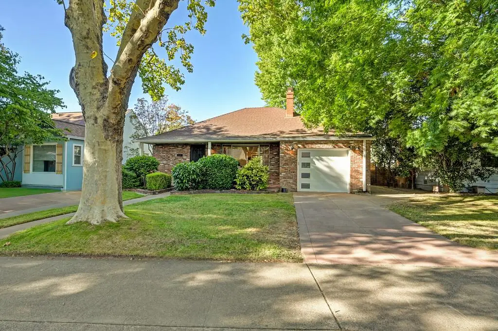 1881 7th Avenue, Sacramento, CA 95818 - #1