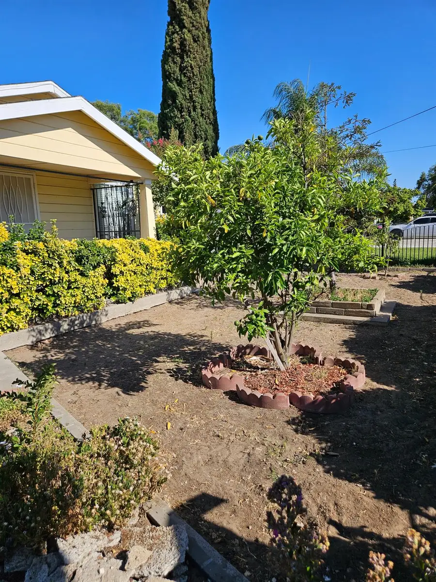 424 Poplar Avenue, Manteca, CA 95336 - #2