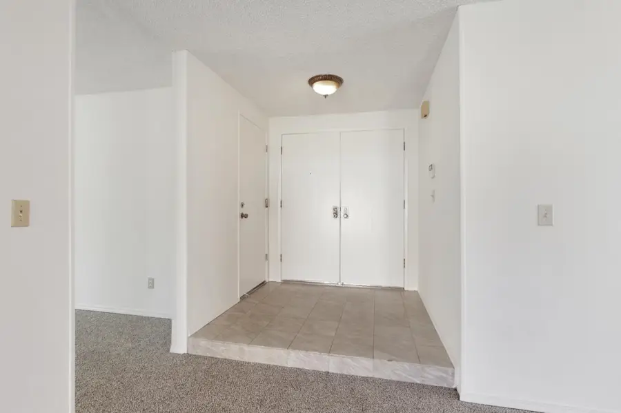 9924 Meadow Oak Circle, Elk Grove, CA 95624 - #3