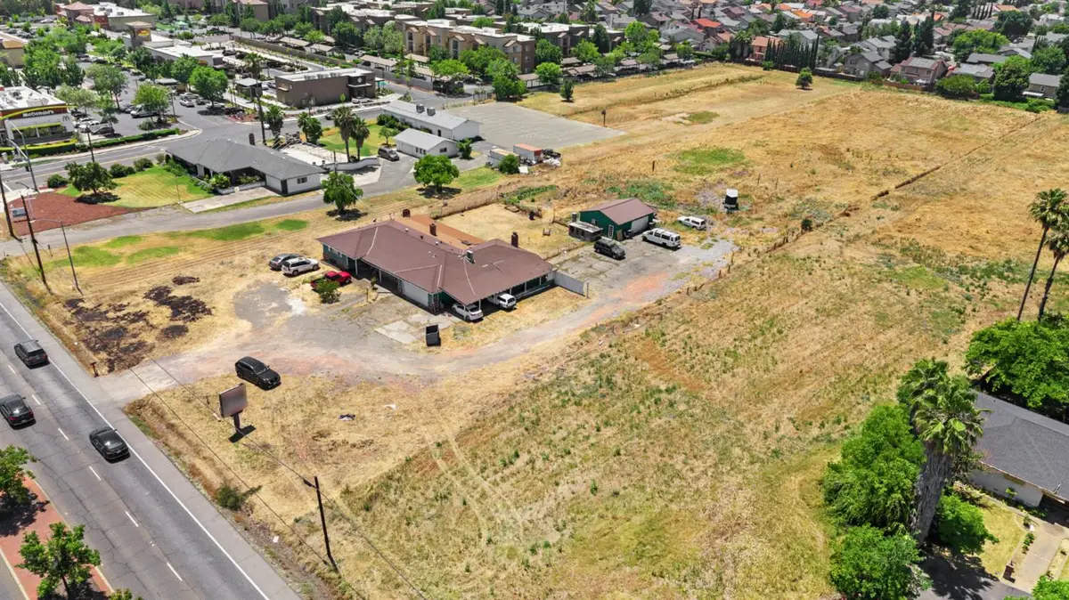 8240 Elk Grove Florin Road, Sacramento, CA 95829 - #1