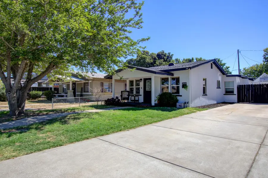 2468 6th Street, Hughson, CA 95326 - #2