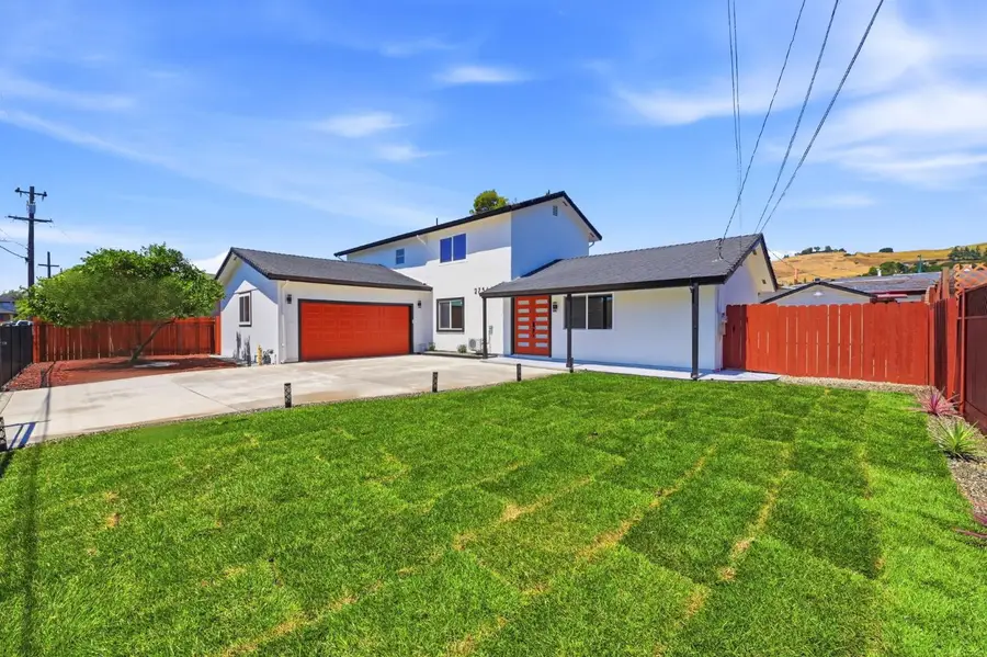 27566 E 12th Street, Hayward, CA 94544 - #2