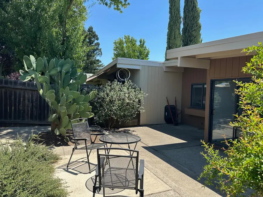 34 Chief Court, Sacramento, CA 95833 - #3