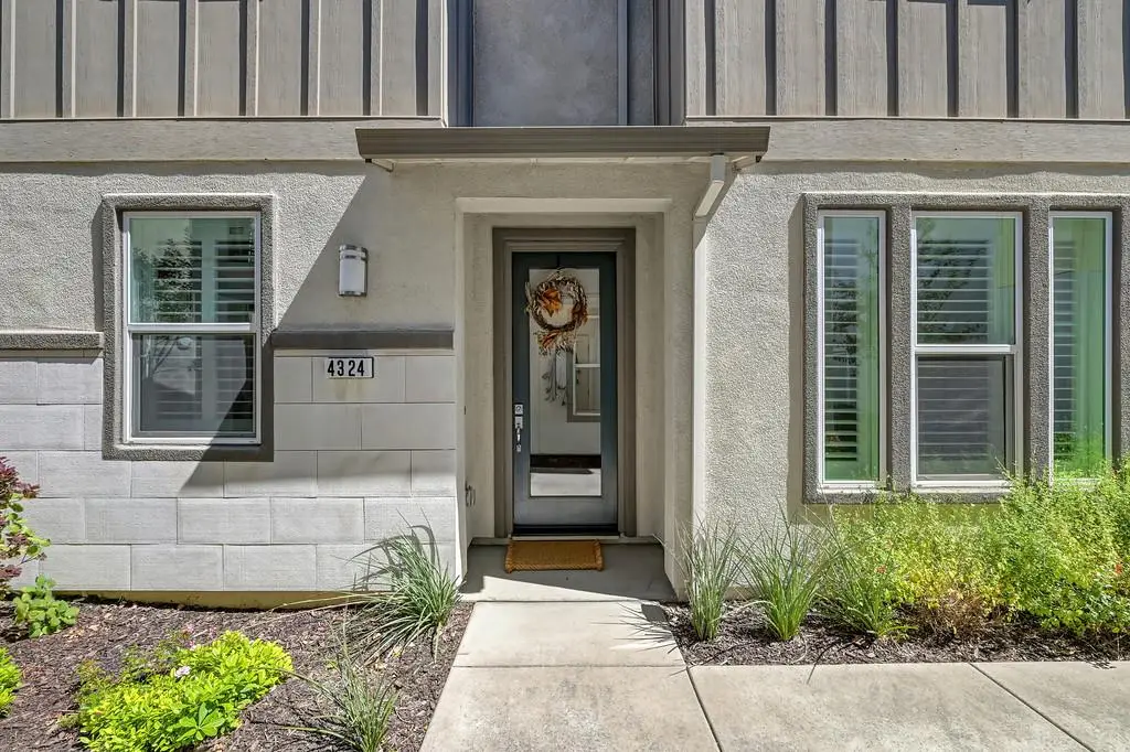 4324 Ocean Lane, Elk Grove, CA 95757 - #1