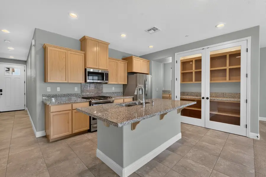 656 Bartonville Road, Lincoln, CA 95648 - #3