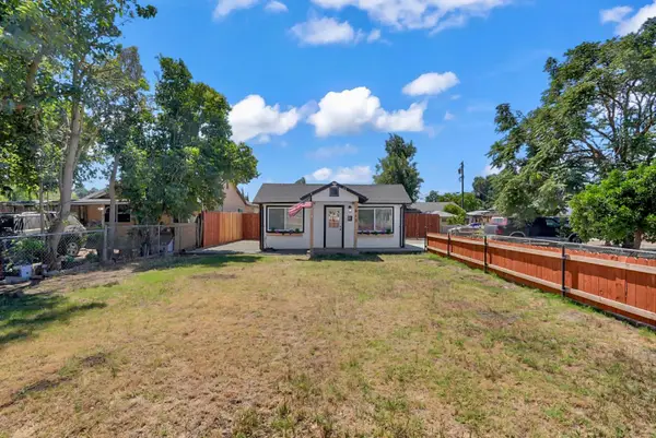 413 Empire Avenue, Modesto, CA 95354