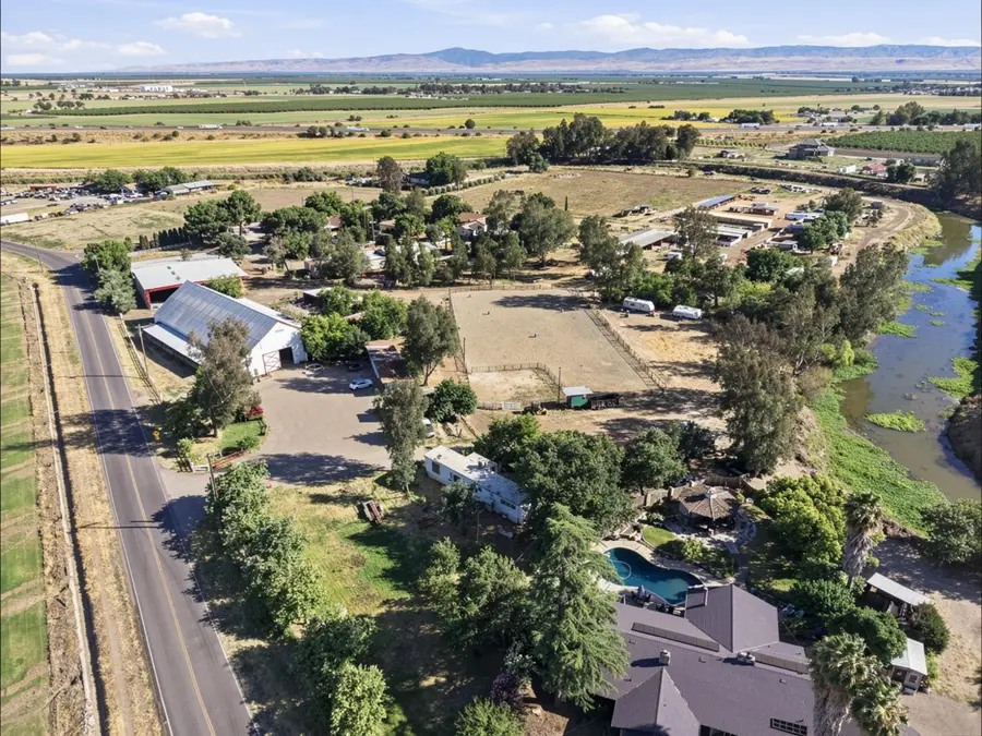 3943 W California Ave, Tracy, CA 95304 - #2