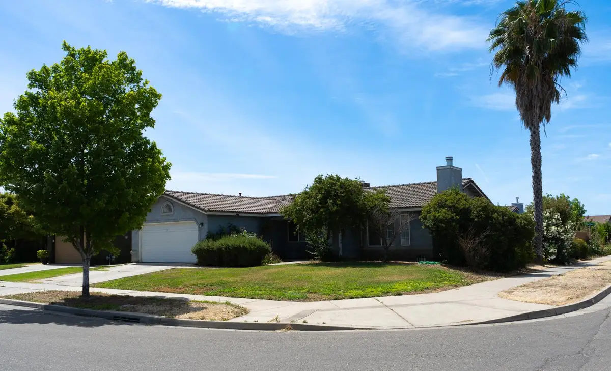 12 E San Clemente Drive, Merced, CA 95341 - #1