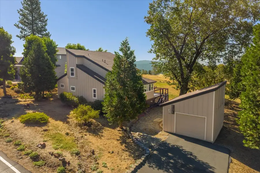 1357 Sandalwood Drive, Murphys, CA 95247 - #2