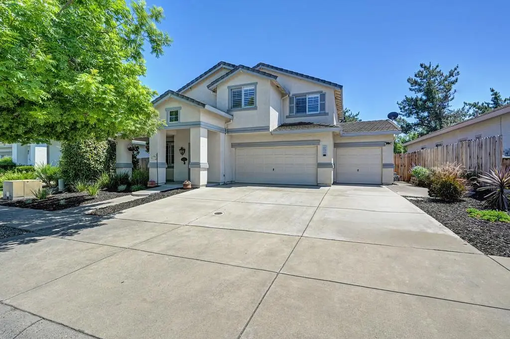 533 Alden Way, Roseville, CA 95678 - #1