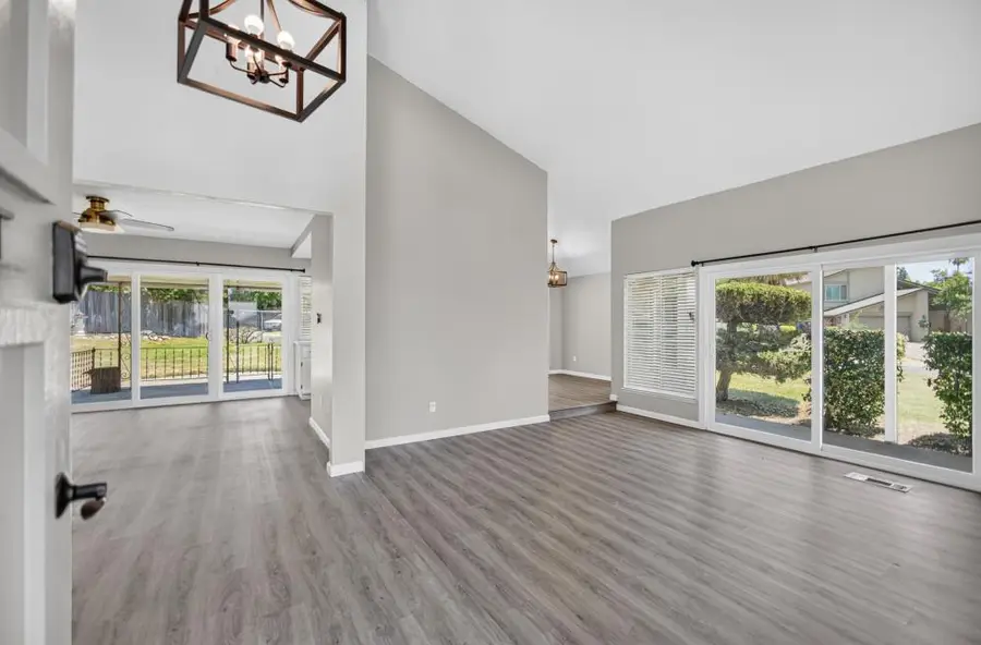 5900 Brittany Way, Citrus Heights, CA 95610 - #2