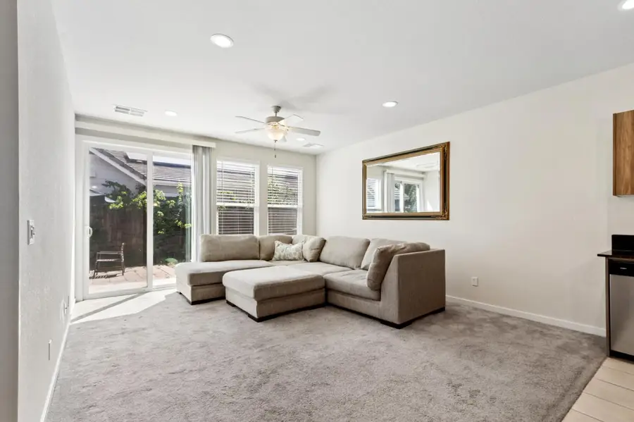 270 Grande Avenue, Davis, CA 95616 - #3