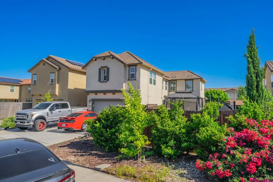 1767 W Woodward Avenue, Manteca, CA 95337 - #3