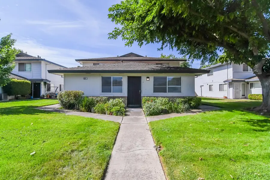 9524 Emerald Park Drive #1, Elk Grove, CA 95624 - #2