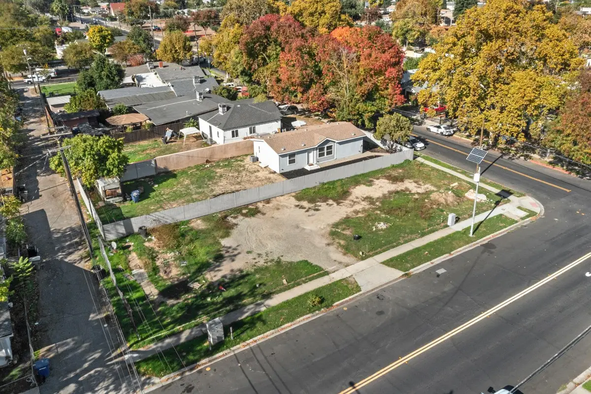 303 California Avenue, Modesto, CA 95351 - #1