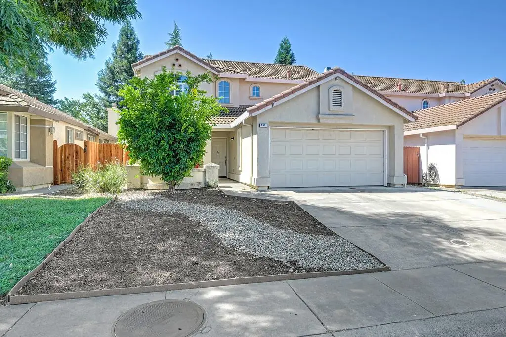 257 Union Street, Roseville, CA 95678 - #1