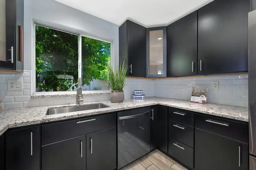 257 Union Street, Roseville, CA 95678 - #3