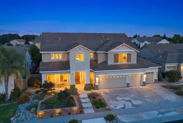 325 White Feather Court, Roseville, CA 95747