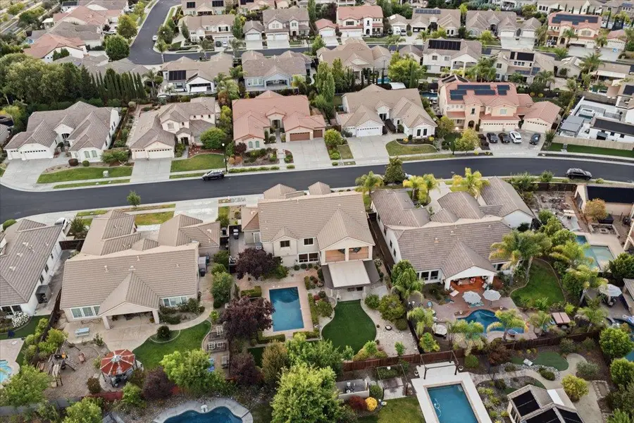 325 White Feather Court, Roseville, CA 95747 - #2