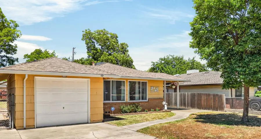 7021 21st Ave., Sacramento, CA 95820 - #2