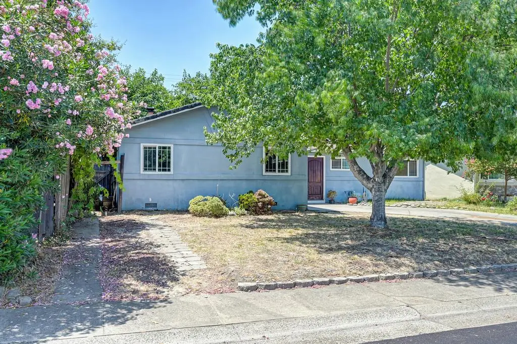 8205 Tanoak Way, Citrus Heights, CA 95621 - #1
