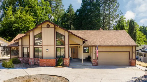17608 Lake Forest Drive, Penn Valley, CA 95946