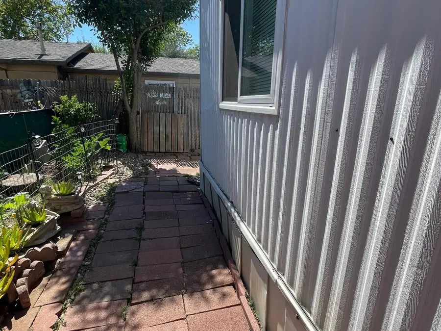 6044 Revolution Lane, Citrus Heights, CA 95621 - #3