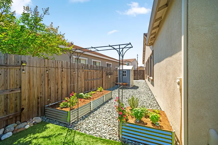 5628 Whisper Wind Way, Roseville, CA 95747 - #3